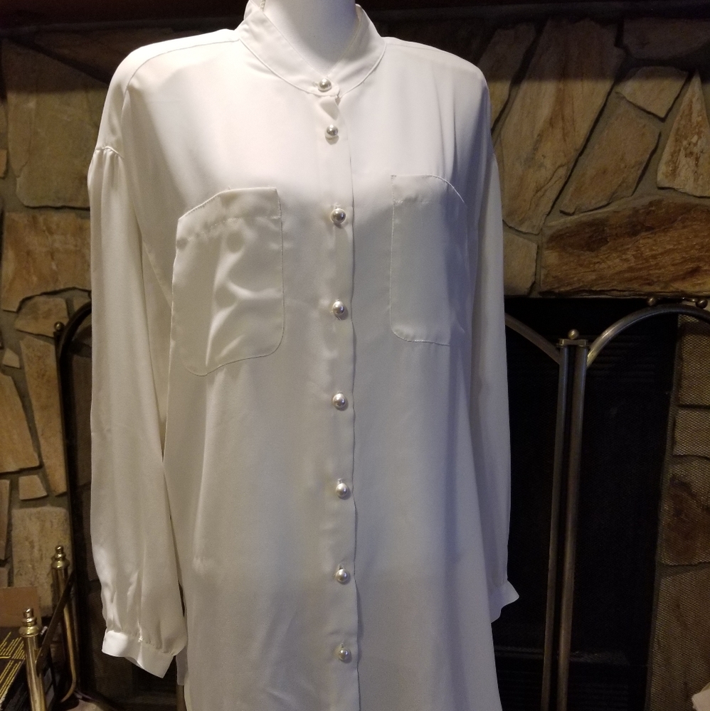 Chaus Semi-Sheer Button Down Blouse Size 16 EUC